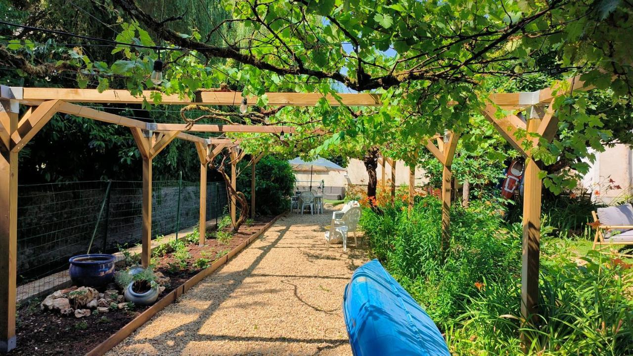 Bed and Breakfast Le Grand Barrois Креси-ла-Шапель Экстерьер фото